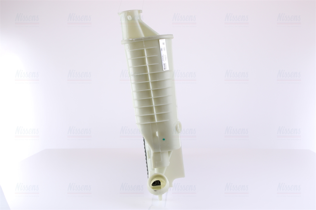 Engine cooling radiator Nissens 63512A