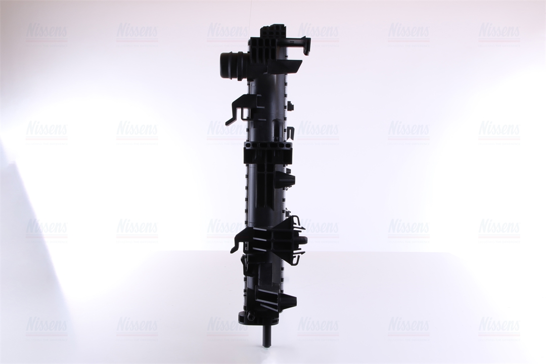 Engine cooling radiator Nissens 63556