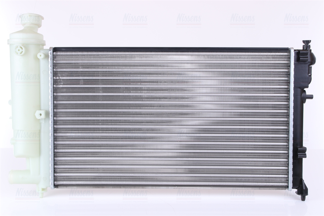 Engine cooling radiator Nissens 63537A