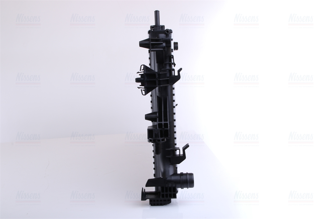 Engine cooling radiator Nissens 63566