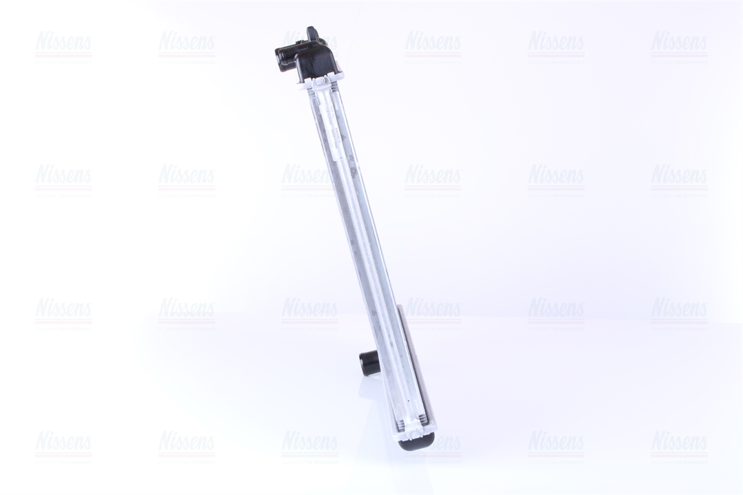 Engine cooling radiator Nissens 636006