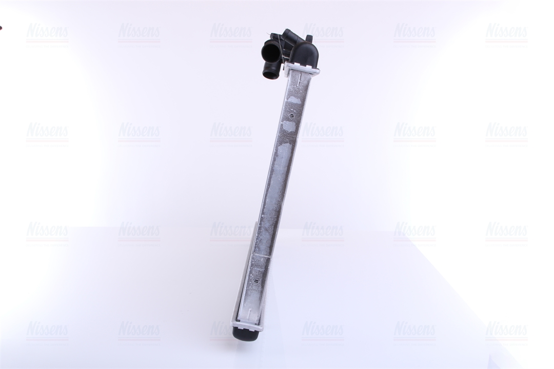 Engine cooling radiator Nissens 63619