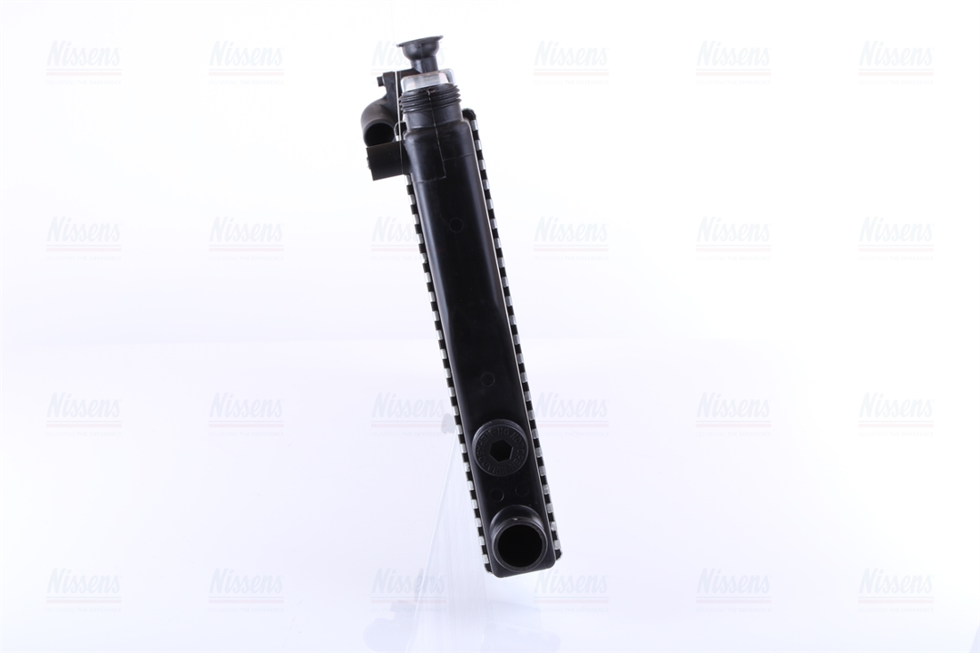 Engine cooling radiator Nissens 63709