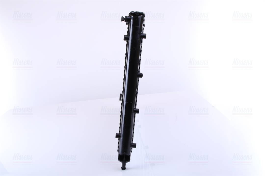 Engine cooling radiator Nissens 60052