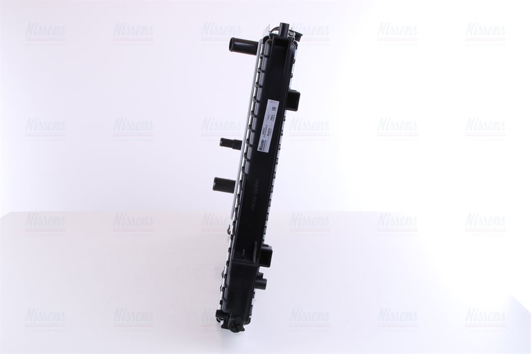 Engine cooling radiator Nissens 60457