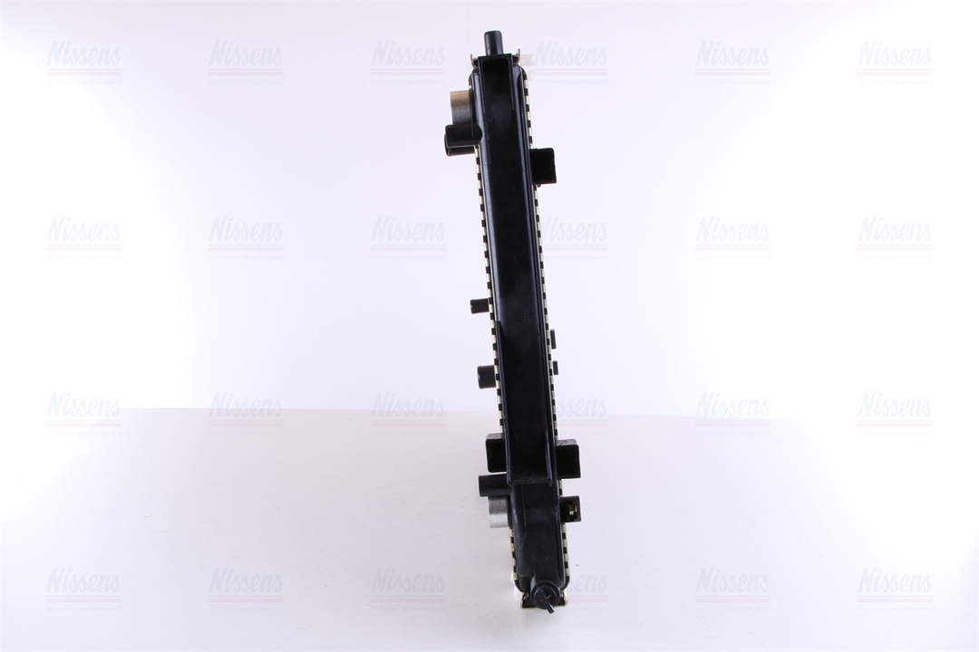Engine cooling radiator Nissens 60477