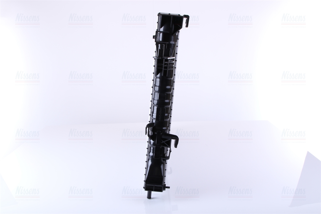 Engine cooling radiator Nissens 63771