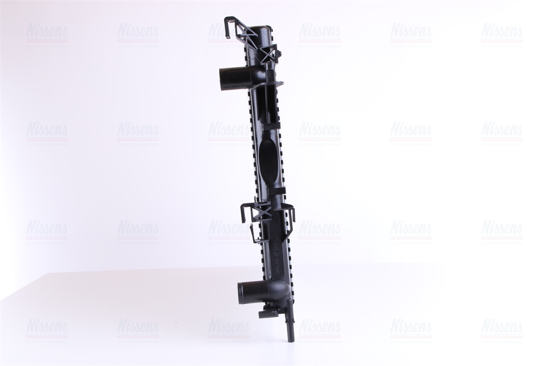 Engine cooling radiator Nissens 63813