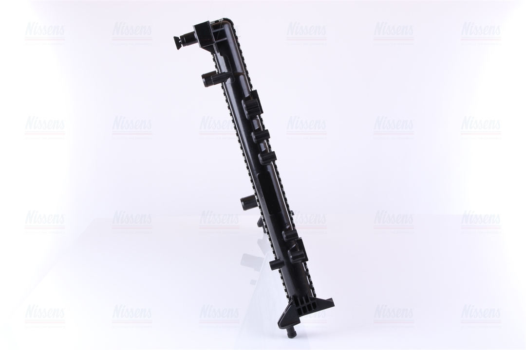 Engine cooling radiator Nissens 63815