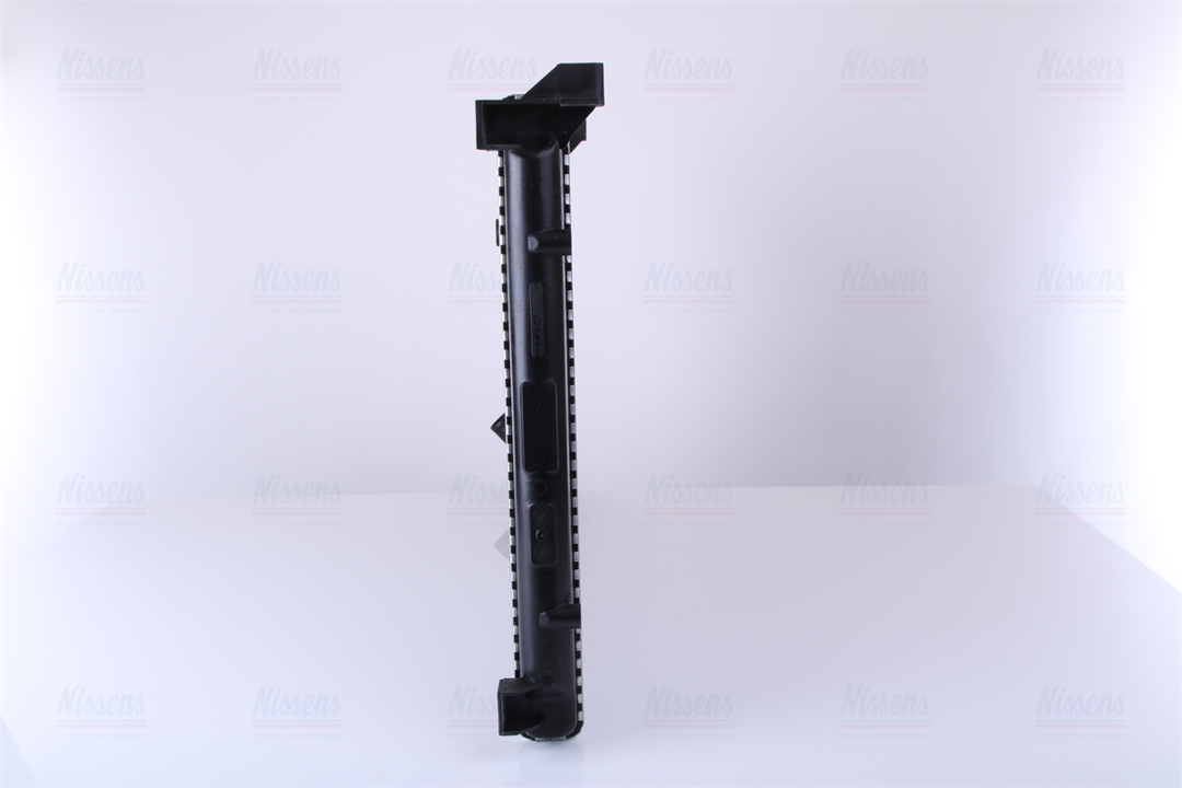 Engine cooling radiator Nissens 63819