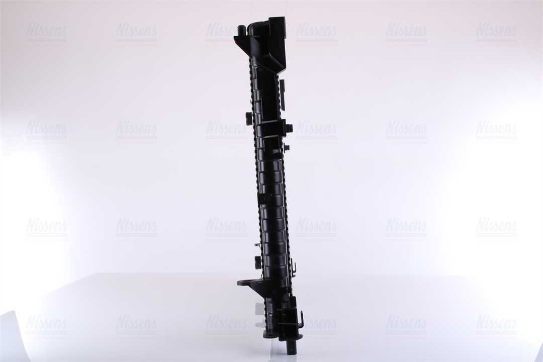 Engine cooling radiator Nissens 63843A
