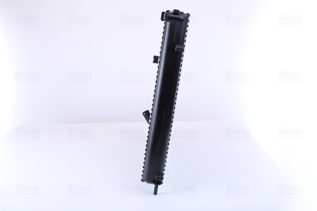 Engine cooling radiator Nissens 63854A