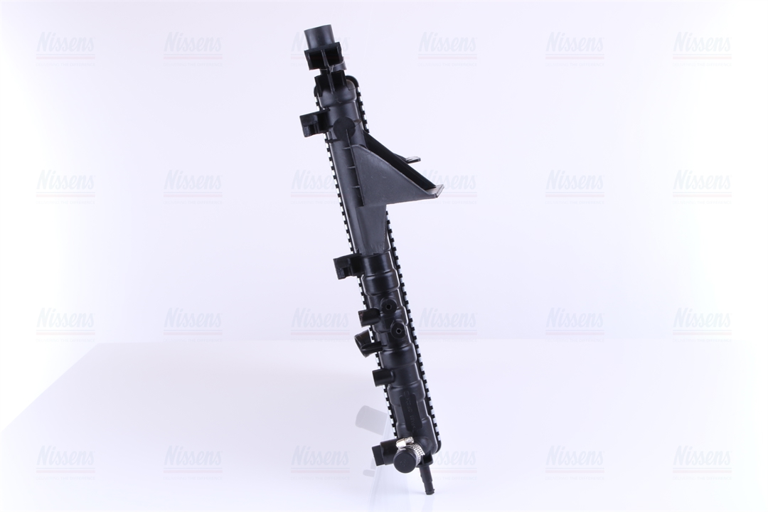 Engine cooling radiator Nissens 63856