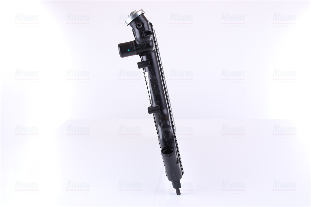 Engine cooling radiator Nissens 63929