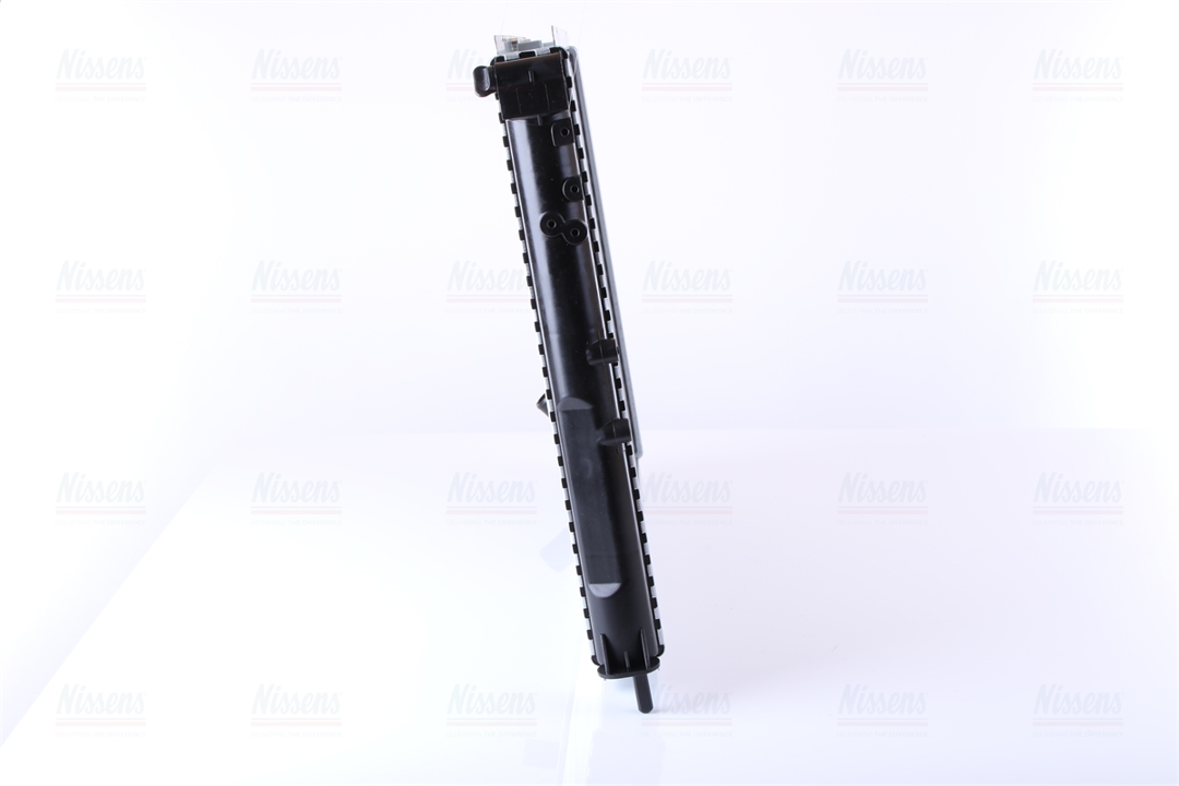 Engine cooling radiator Nissens 63938A