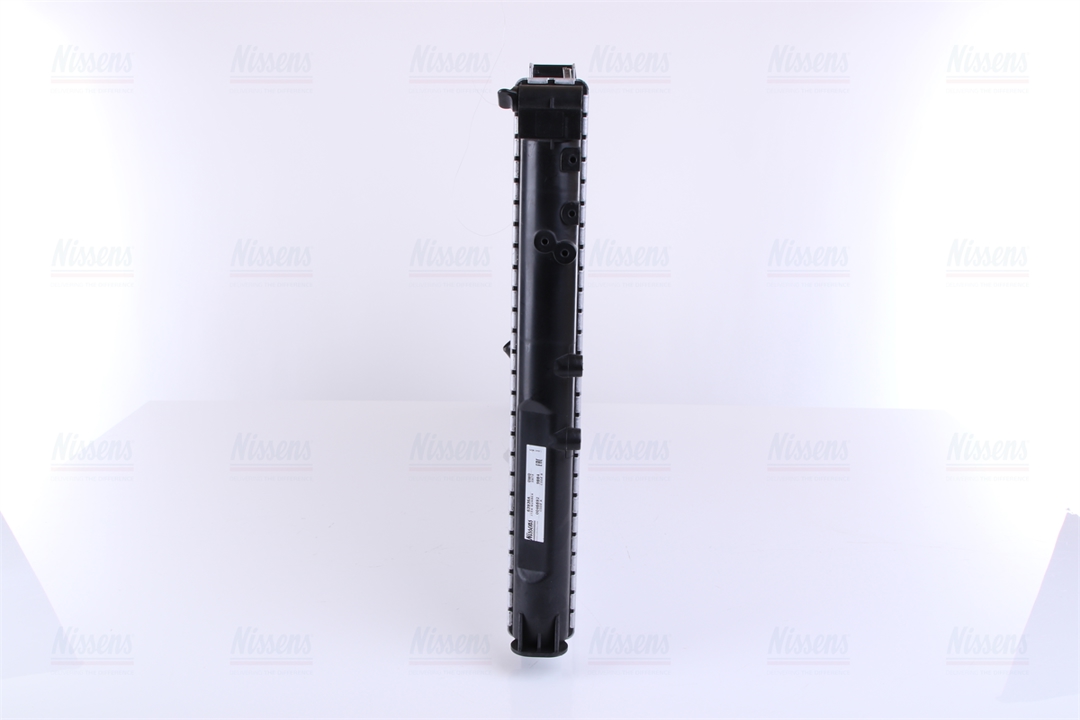 Engine cooling radiator Nissens 63936A