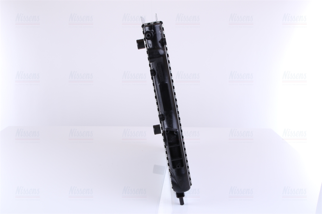 Engine cooling radiator Nissens 63968A