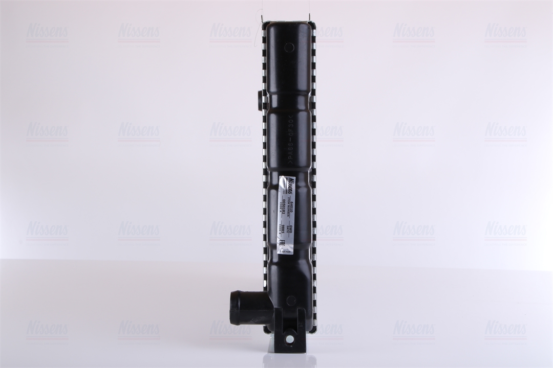 Engine cooling radiator Nissens 64010