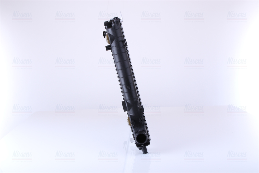 Engine cooling radiator Nissens 64033A