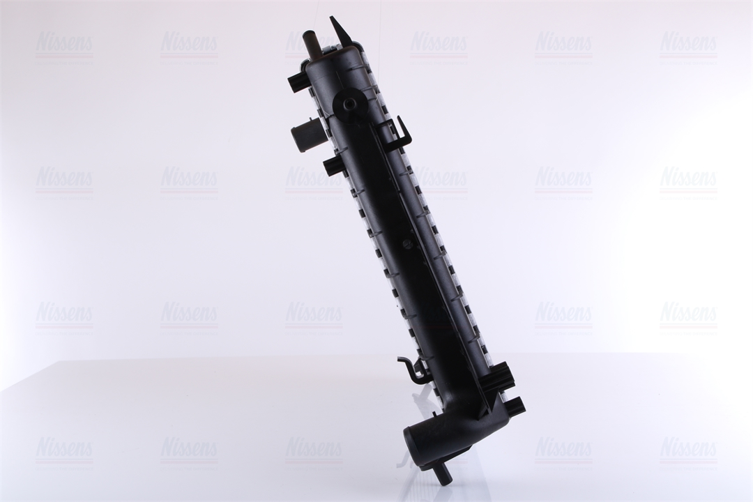 Engine cooling radiator Nissens 64035A