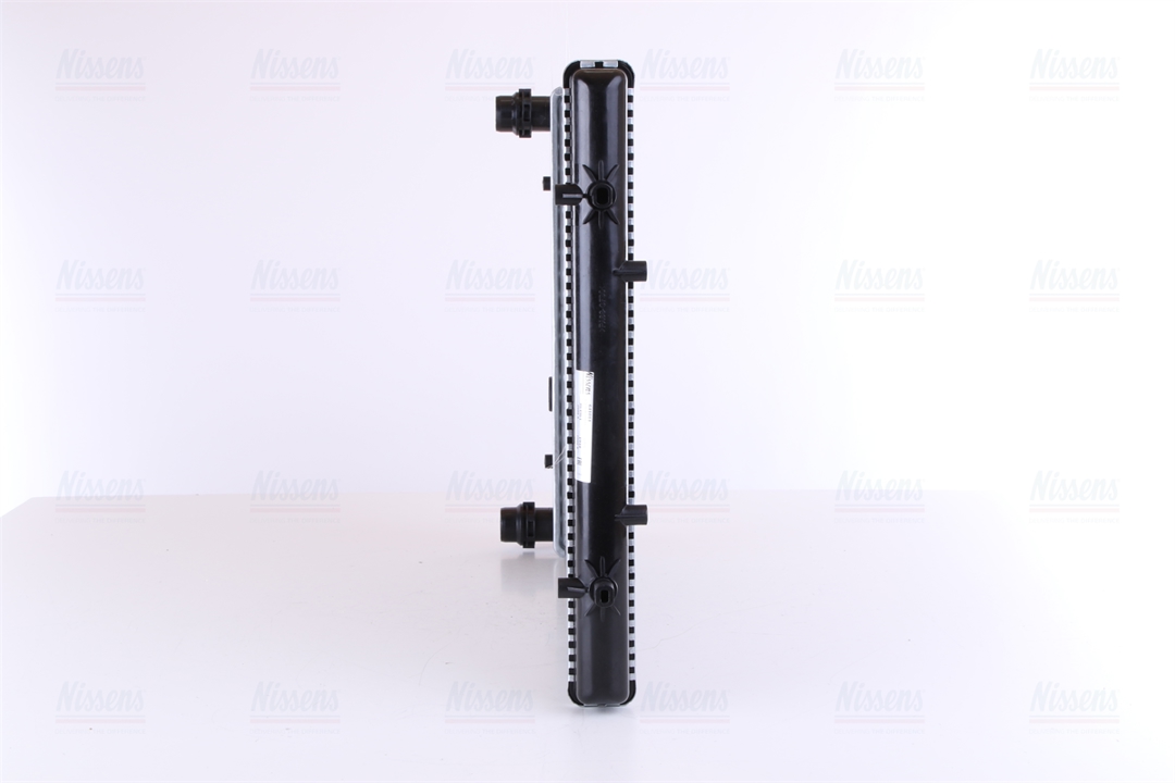 Engine cooling radiator Nissens 641011