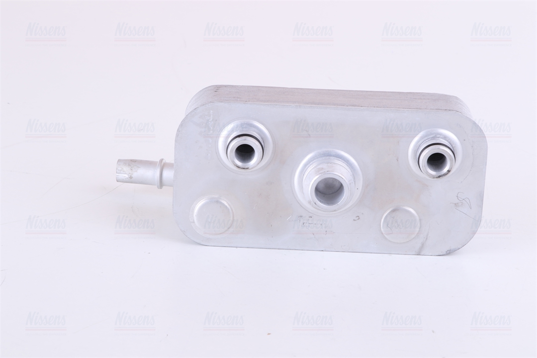 Oil cooler Nissens 90657