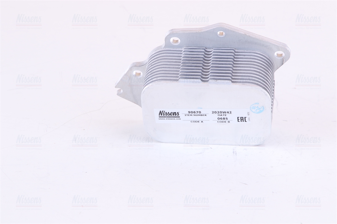 Oil cooler Nissens 90670