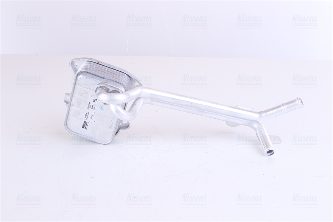 Oil cooler Nissens 90679
