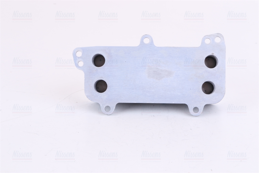 Oil cooler Nissens 90684