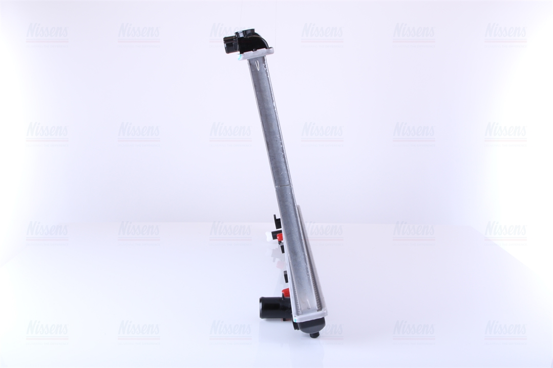 Engine cooling radiator Nissens 64653A