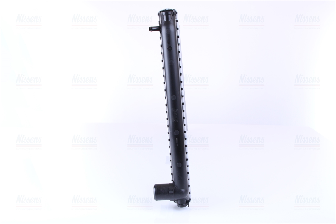 Engine cooling radiator Nissens 64678A
