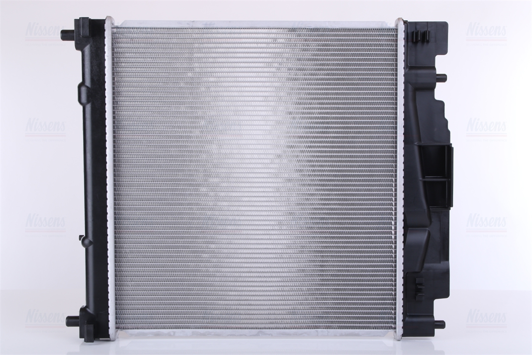 Engine cooling radiator Nissens 646816