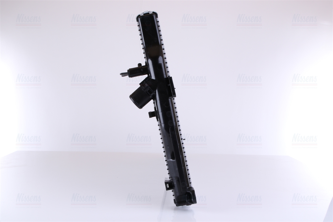 Engine cooling radiator Nissens 646865