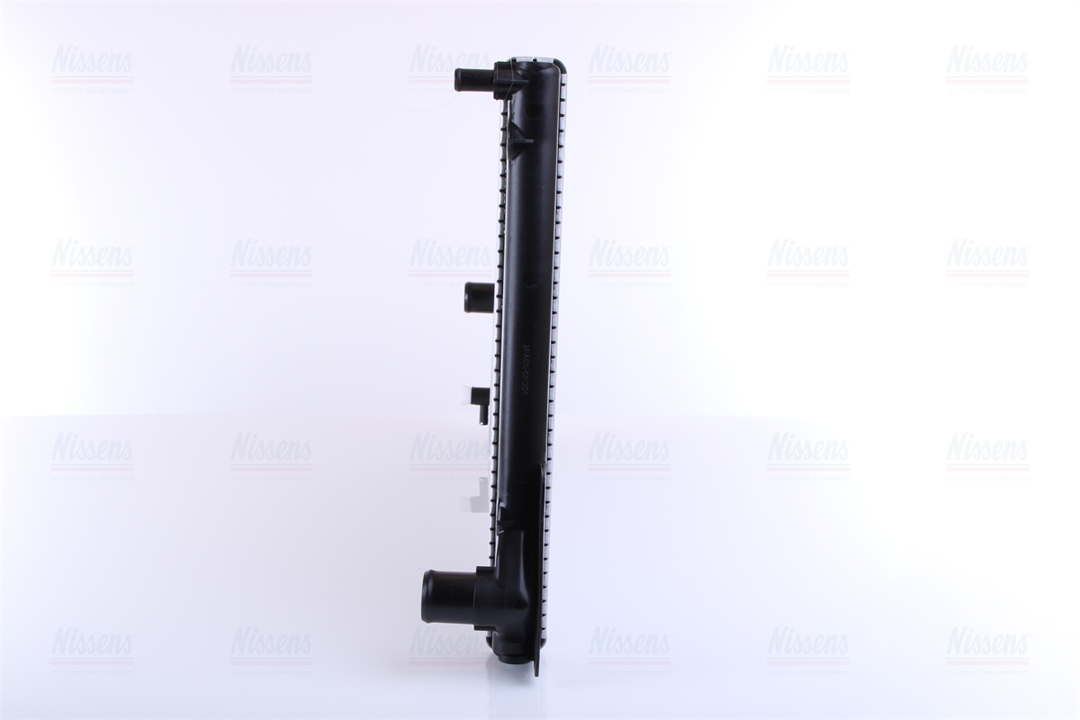 Engine cooling radiator Nissens 64692