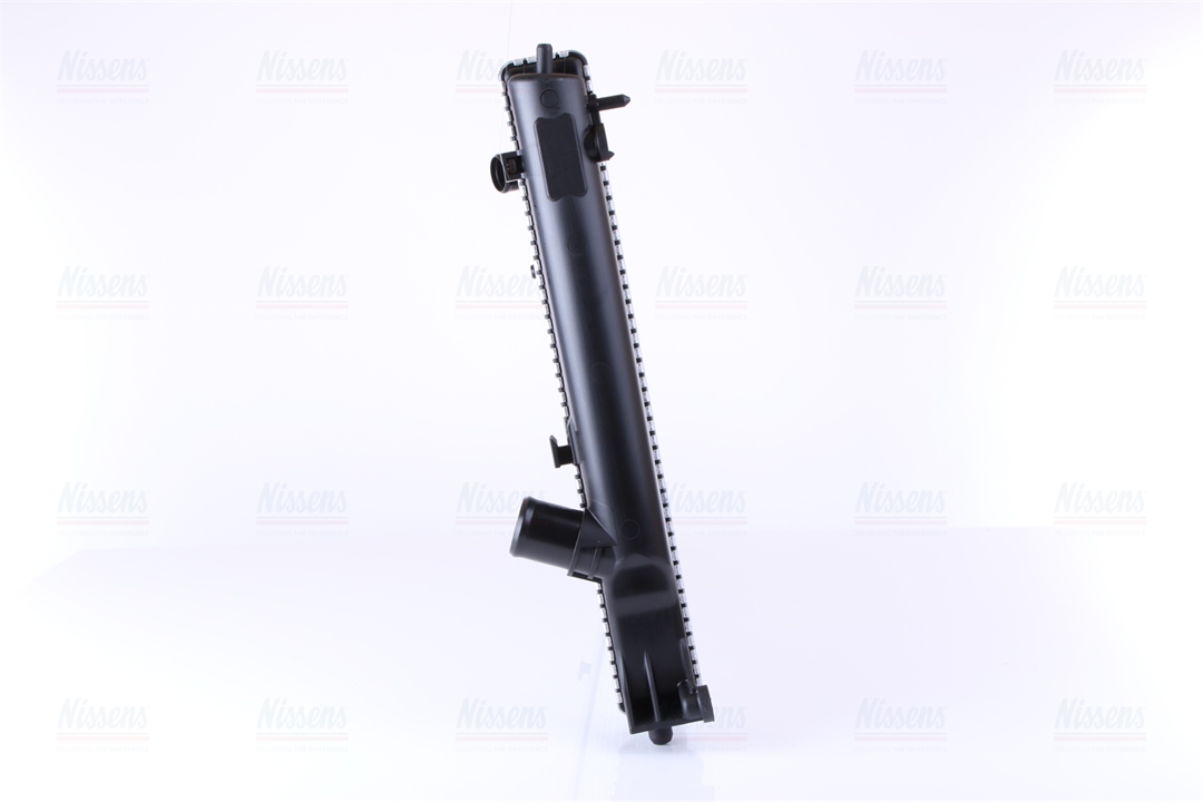 Engine cooling radiator Nissens 64695
