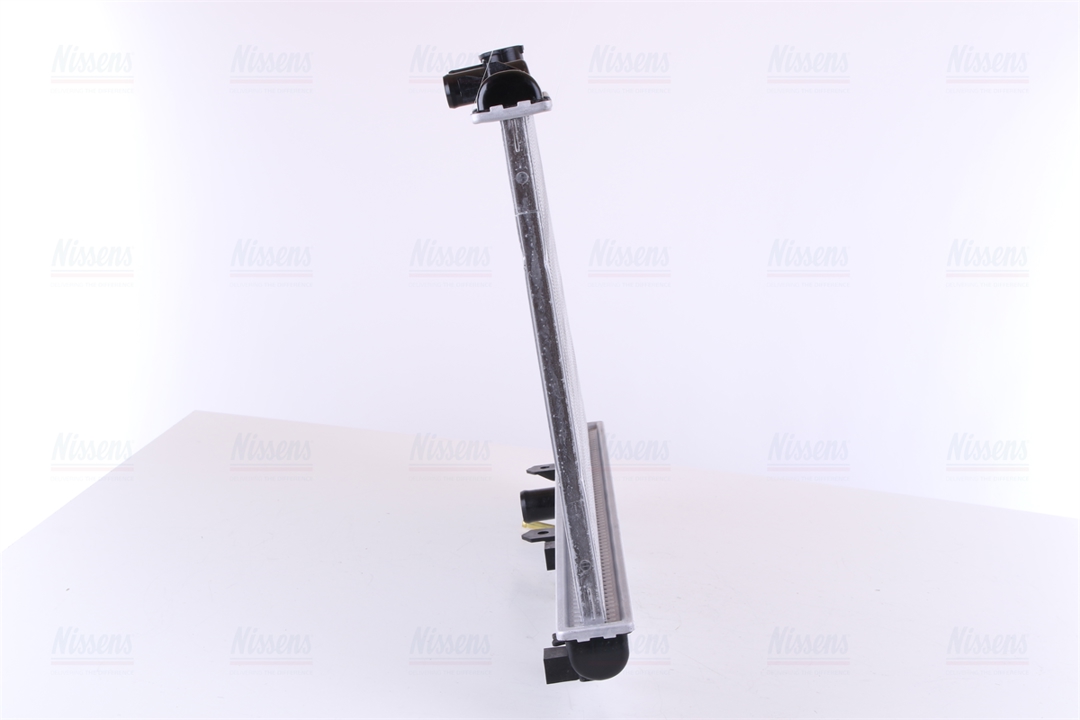 Engine cooling radiator Nissens 647041
