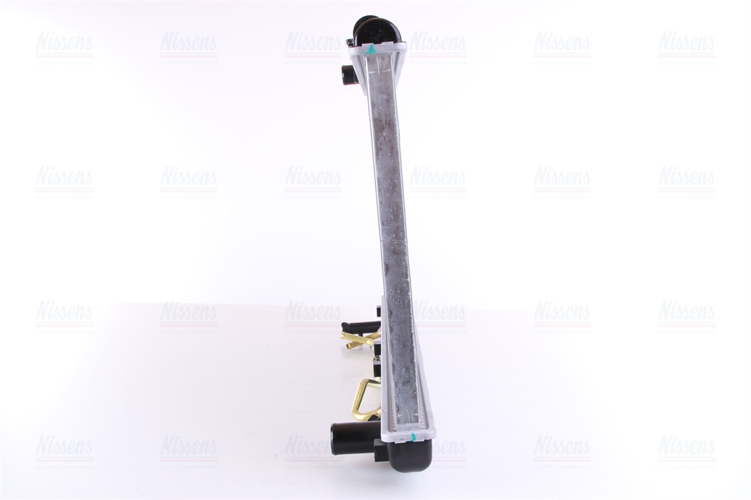Engine cooling radiator Nissens 64761