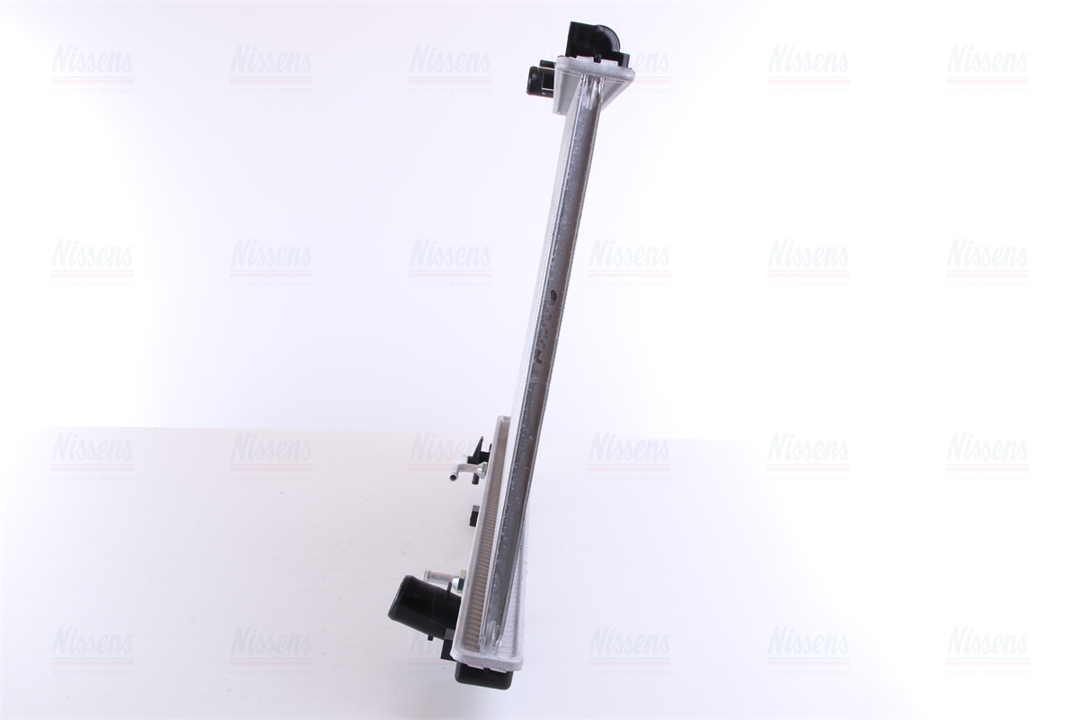 Engine cooling radiator Nissens 64762