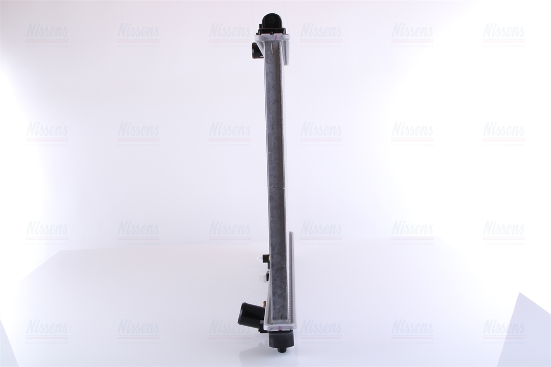 Engine cooling radiator Nissens 64764