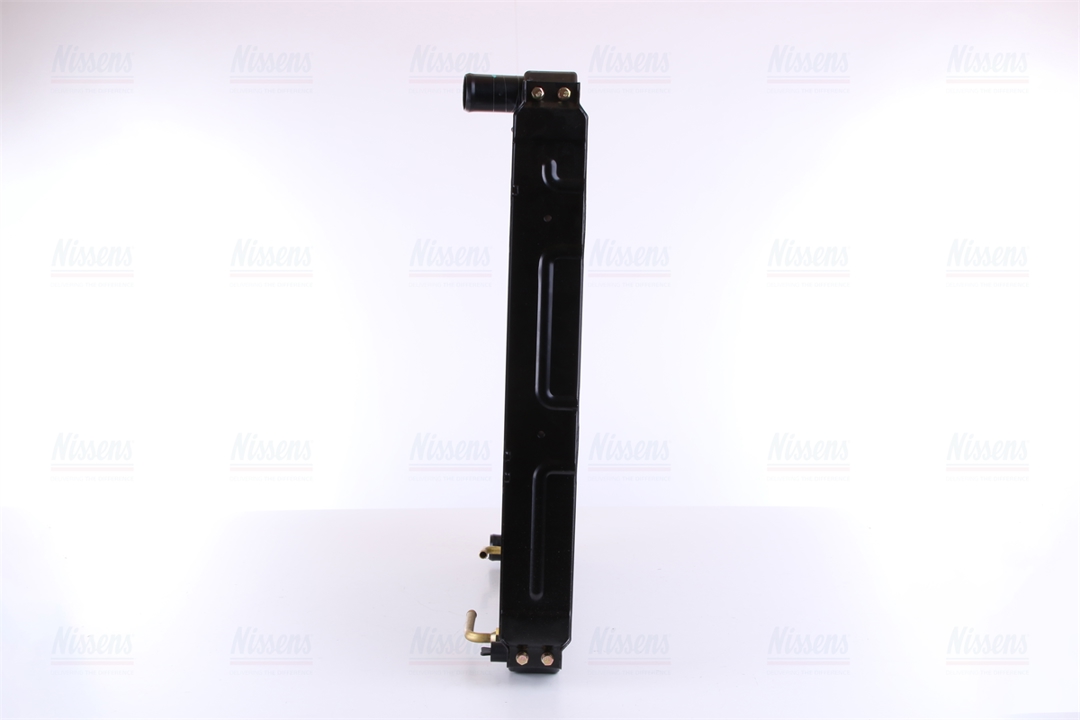 Engine cooling radiator Nissens 64847