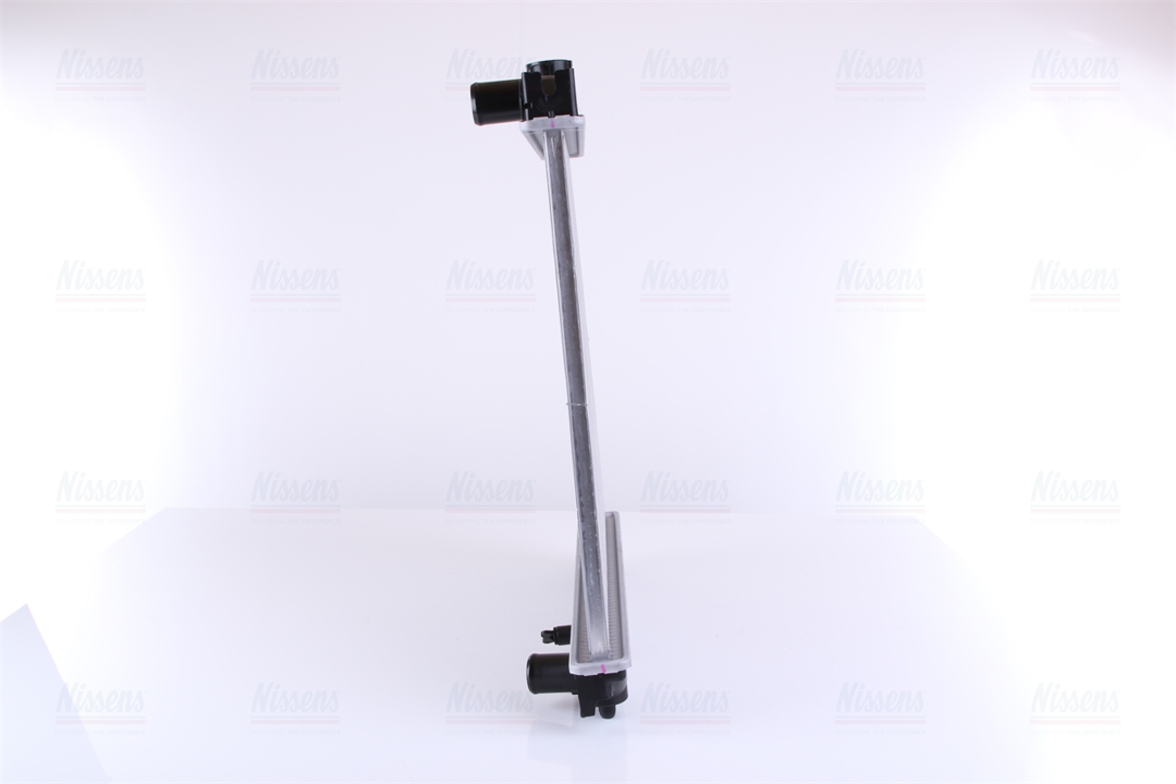 Engine cooling radiator Nissens 641756
