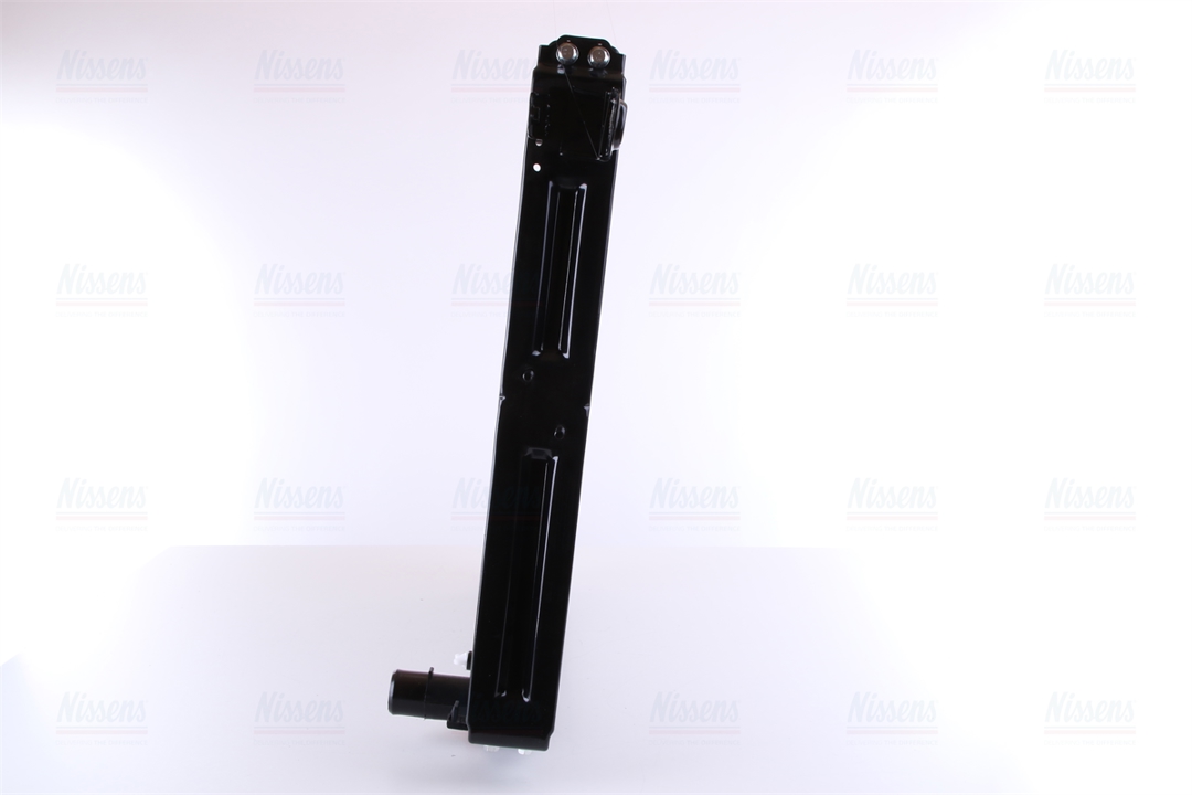 Engine cooling radiator Nissens 64882