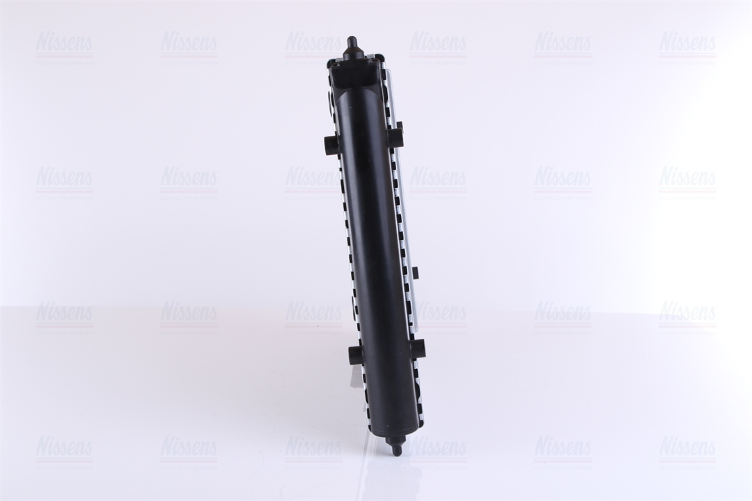 Engine cooling radiator Nissens 651721