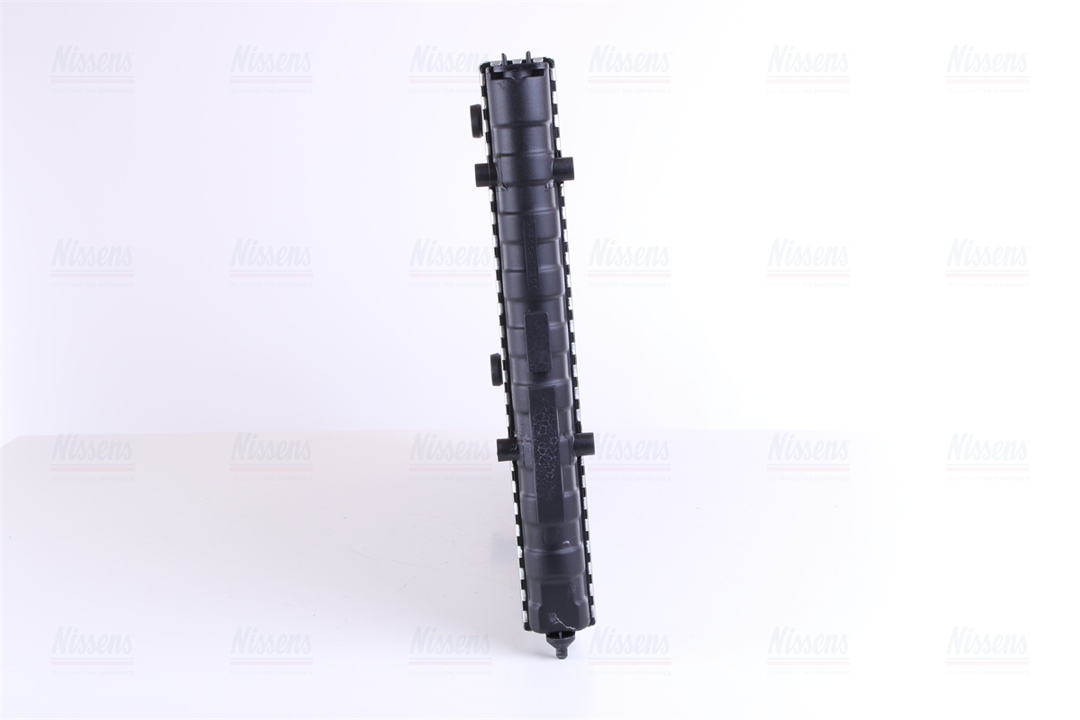Engine cooling radiator Nissens 652451