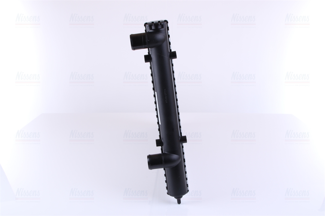 Engine cooling radiator Nissens 65243
