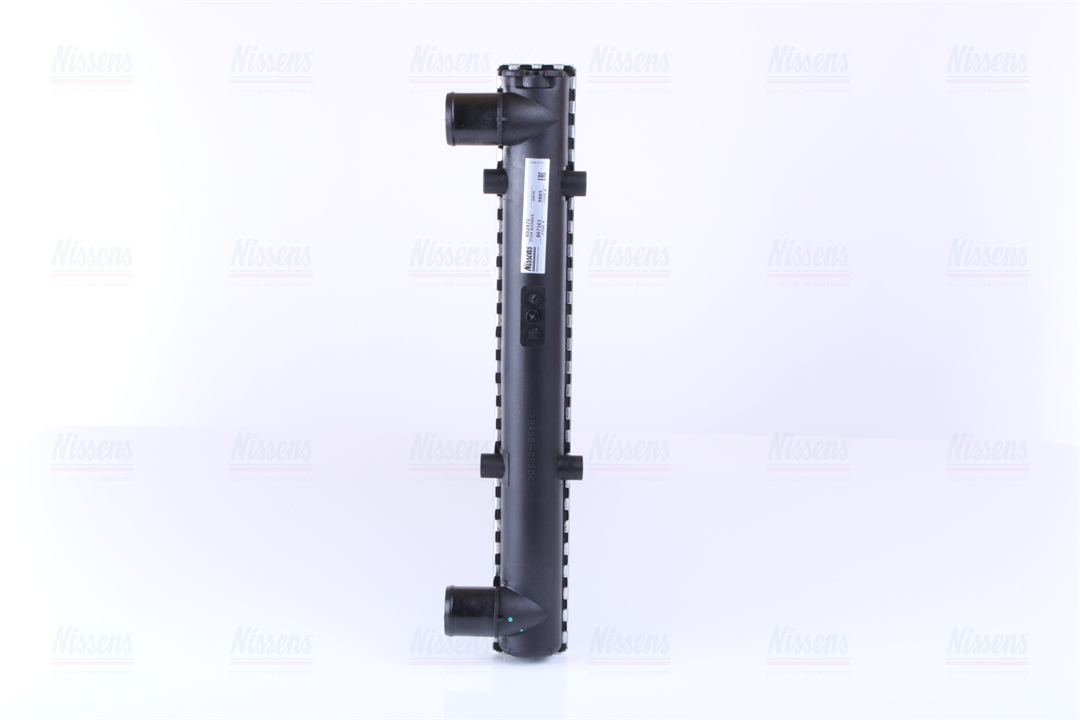 Engine cooling radiator Nissens 652471