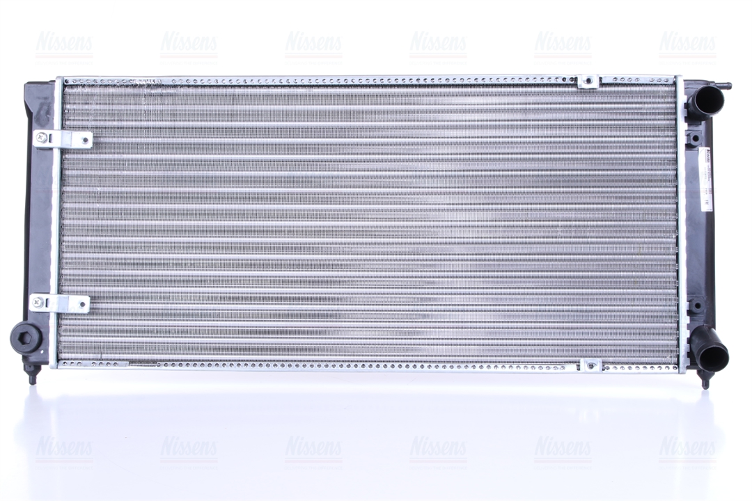 Engine cooling radiator Nissens 652621