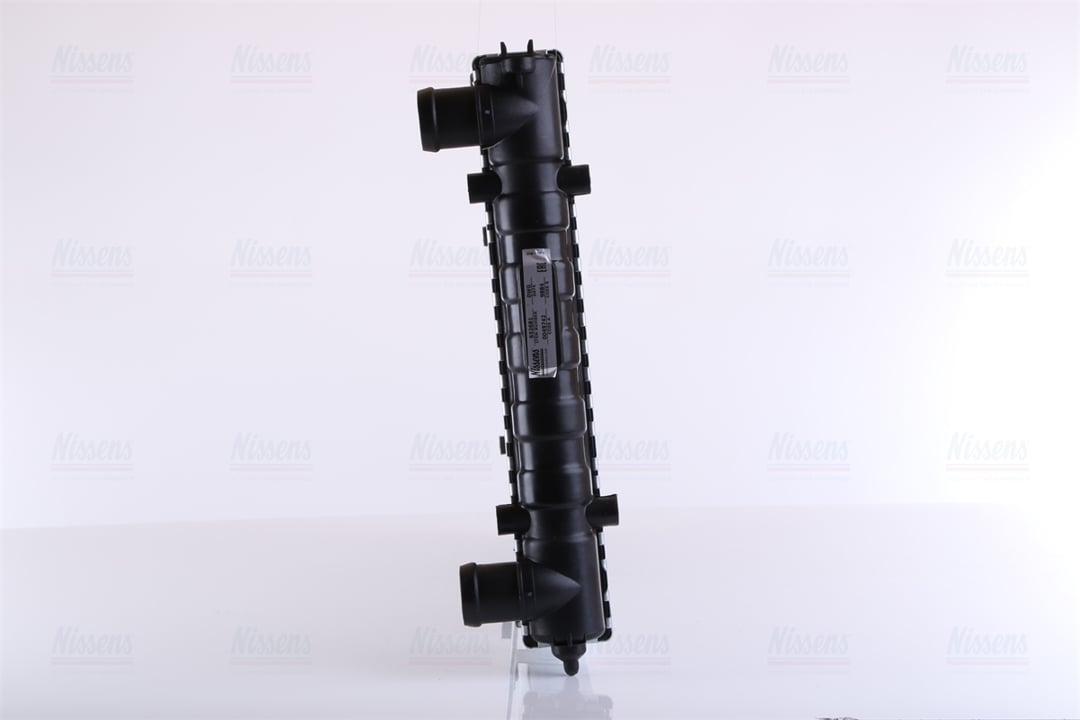 Engine cooling radiator Nissens 652681