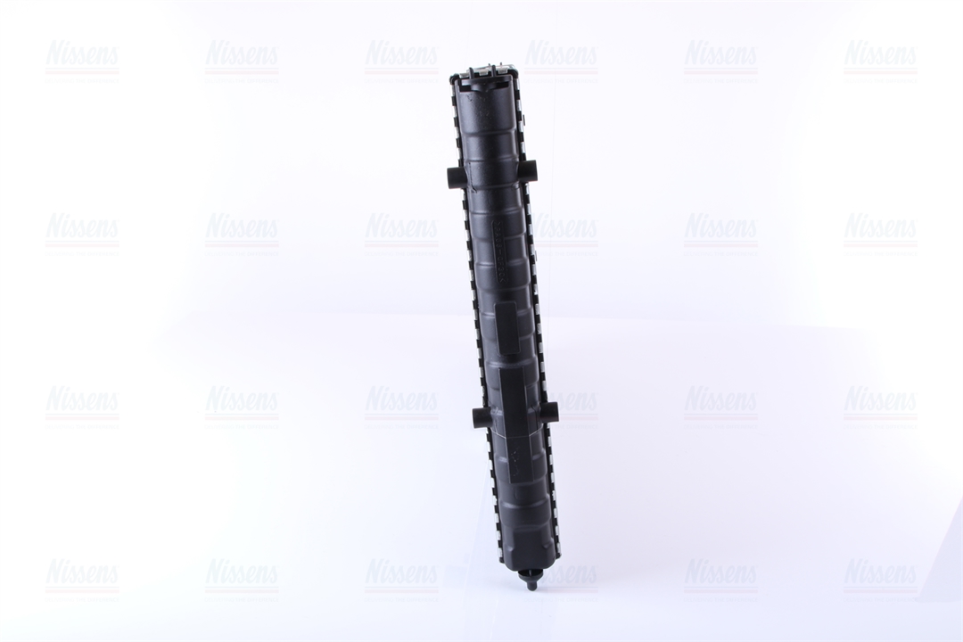 Engine cooling radiator Nissens 65290