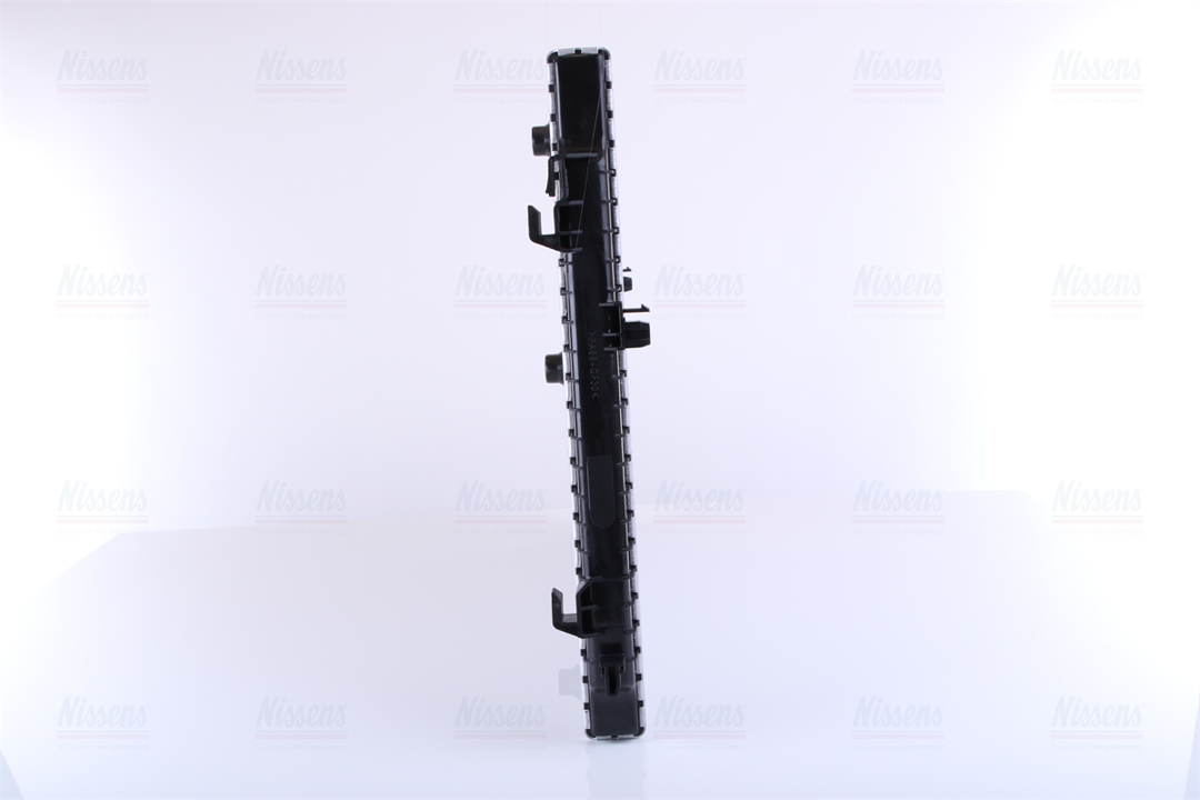 Engine cooling radiator Nissens 65304
